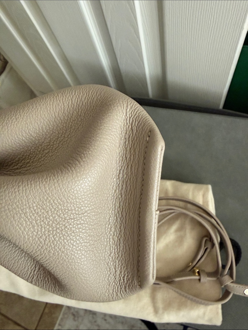 NWT Polene Neuf Mini Taupe Leather Handbag with Detachable Strap - Picture 11 of 12